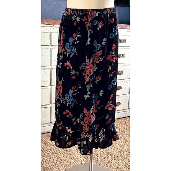 Anthropologie Othilia Willow Tiered Velvet Floral Romantic Midi Skirt NWT XS - Picture 1 of 12